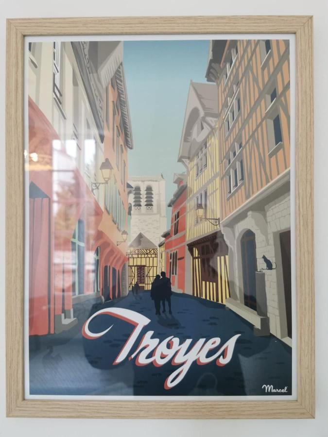 Les Cieux De La Cathedrale - Calme - Jardin - Wifi Lägenhet Troyes Exteriör bild